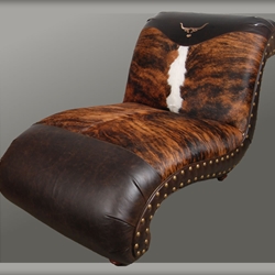 LONGHORN CHAISE LOUNGE